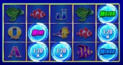 При запуске функции CASH SPIN вы получите 3 вращения.